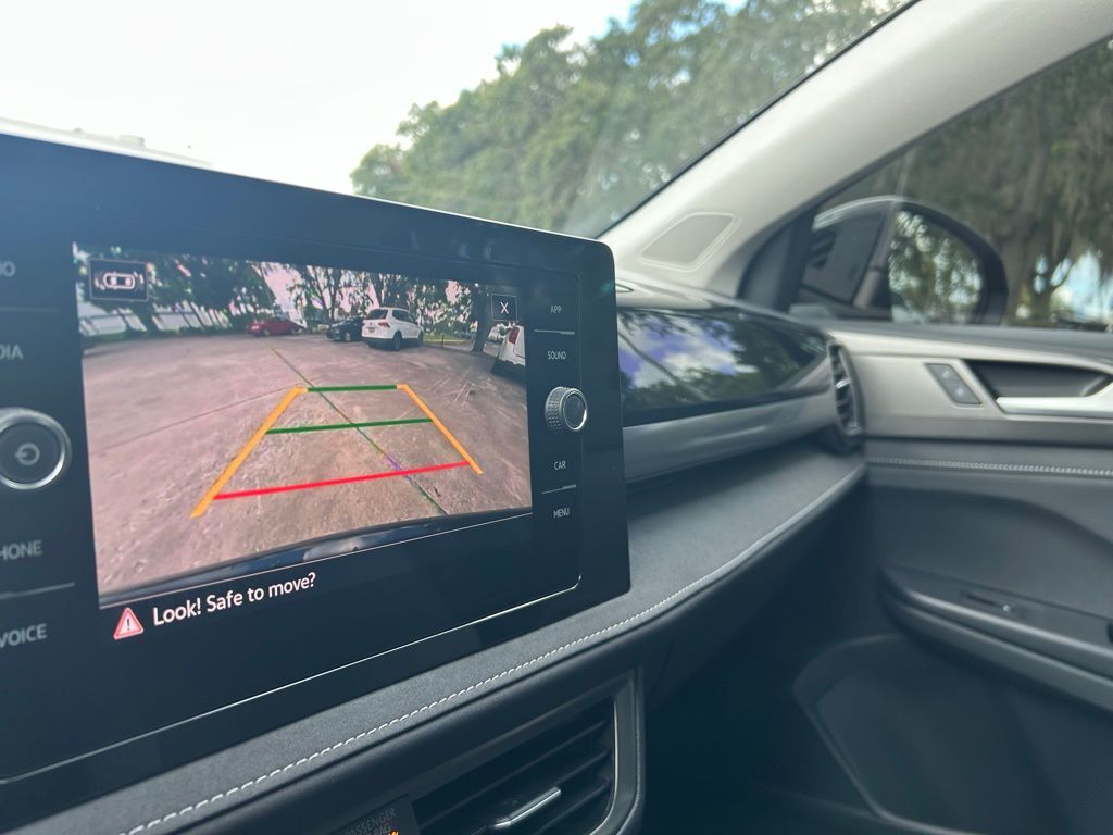 2025 Volkswagen Taos 1.5T SE Tampa FL