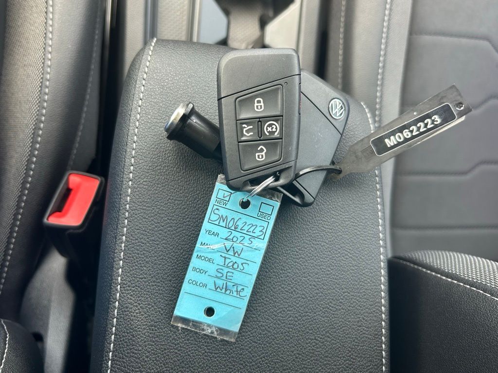 2025 Volkswagen Taos 1.5T SE Tampa FL