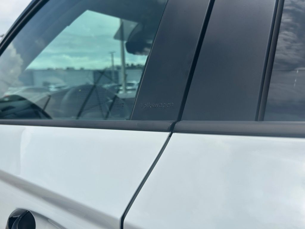 2025 Volkswagen Taos 1.5T SE Tampa FL