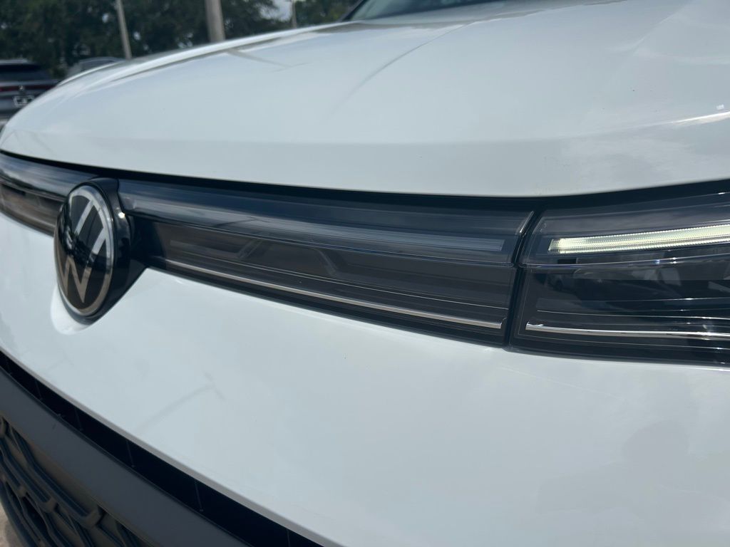 2025 Volkswagen Taos 1.5T SE Tampa FL