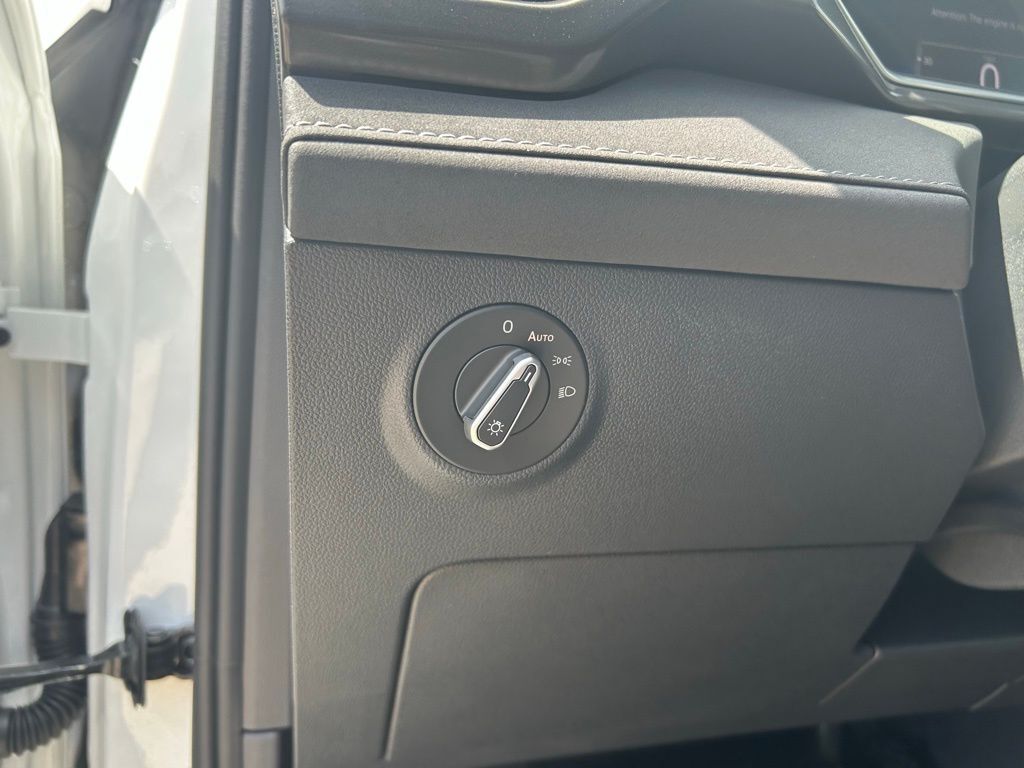 2025 Volkswagen Taos 1.5T SE Tampa FL