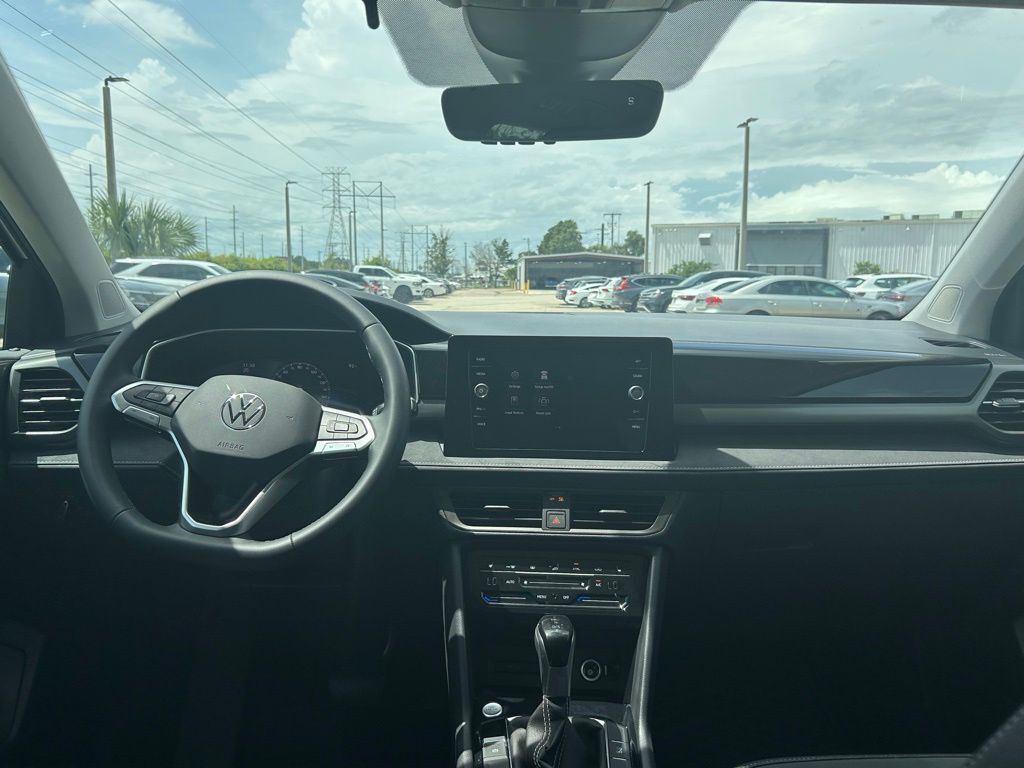 2025 Volkswagen Taos 1.5T SE Tampa FL