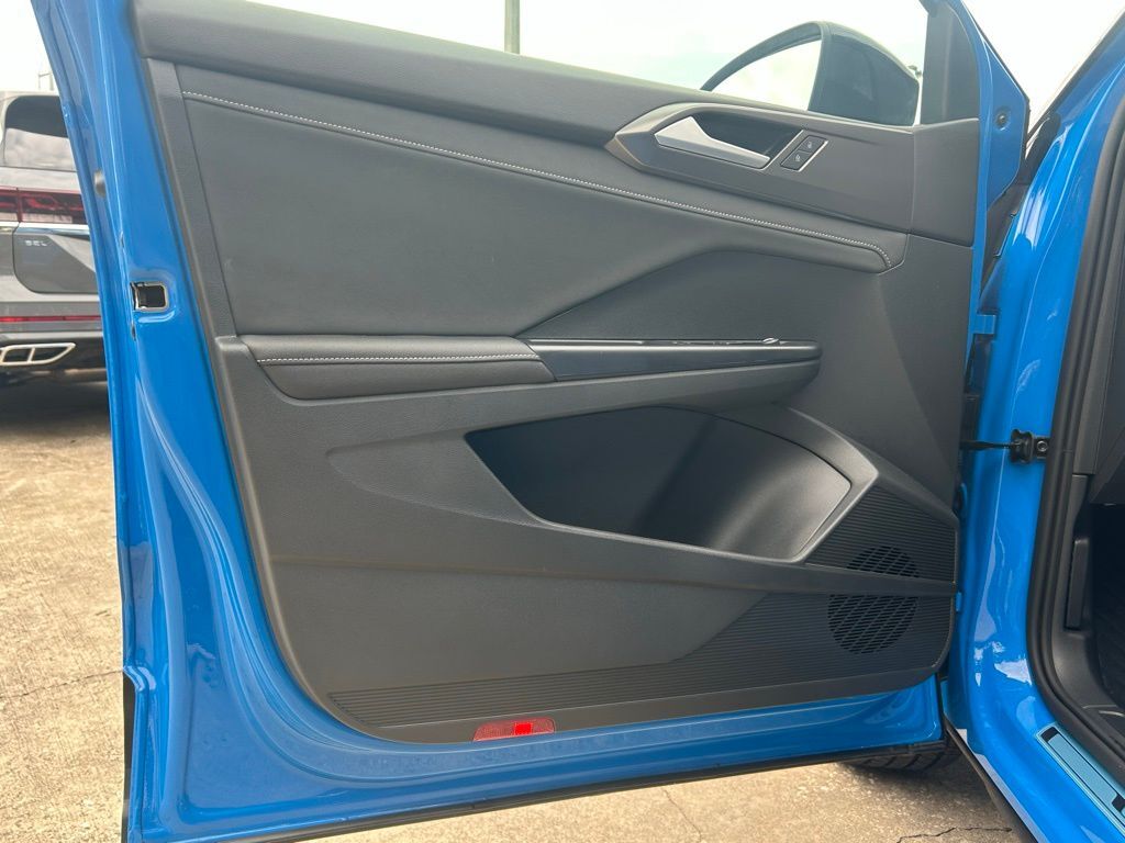 2025 Volkswagen Taos 1.5T SE Tampa FL