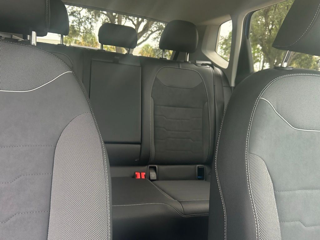 2025 Volkswagen Taos 1.5T SE Tampa FL