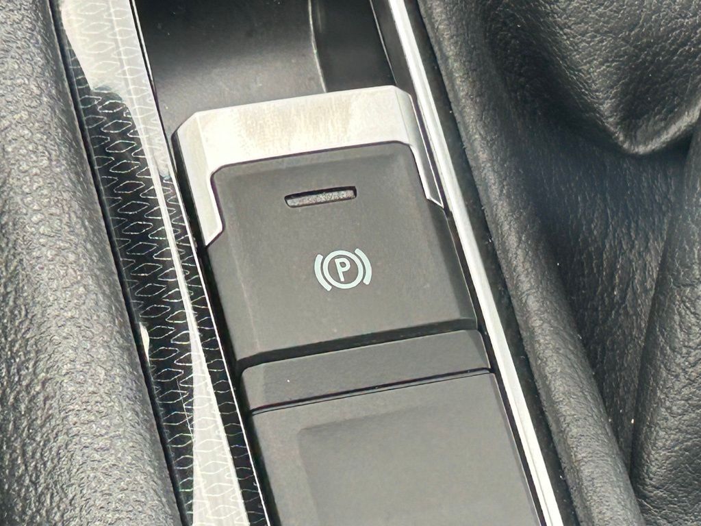 2025 Volkswagen Taos 1.5T SE Tampa FL