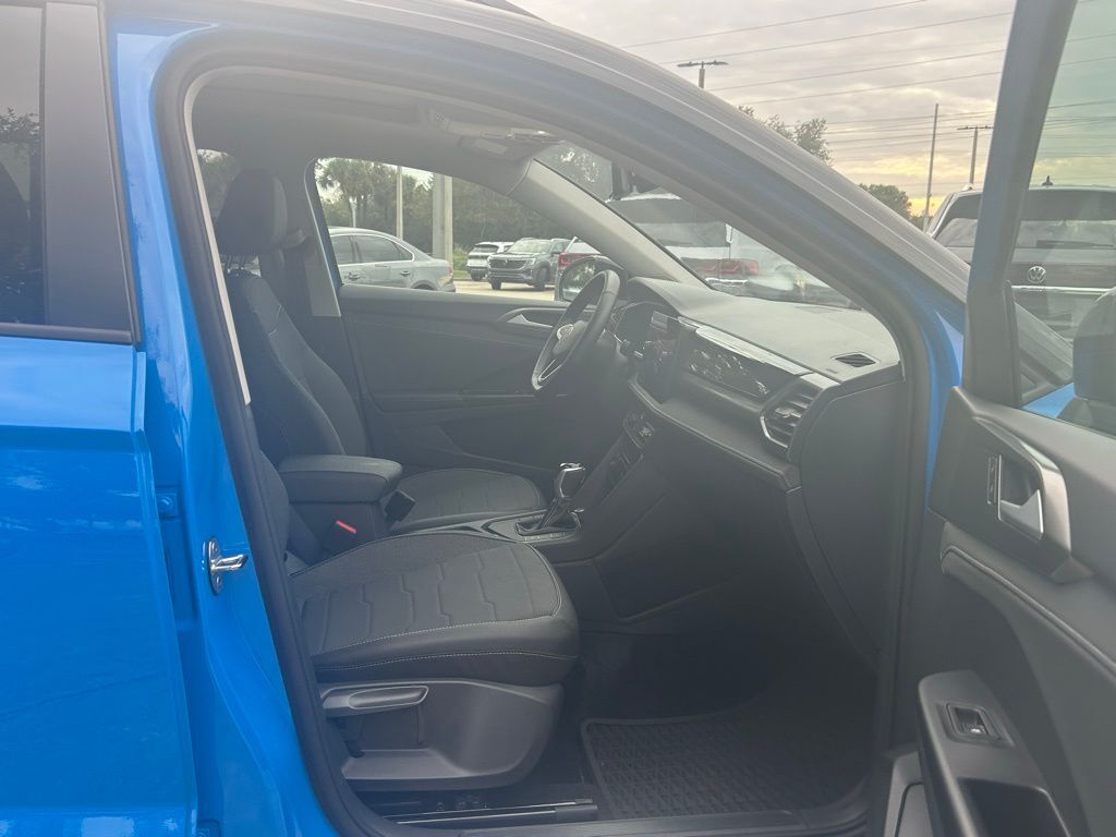 2025 Volkswagen Taos 1.5T SE Tampa FL
