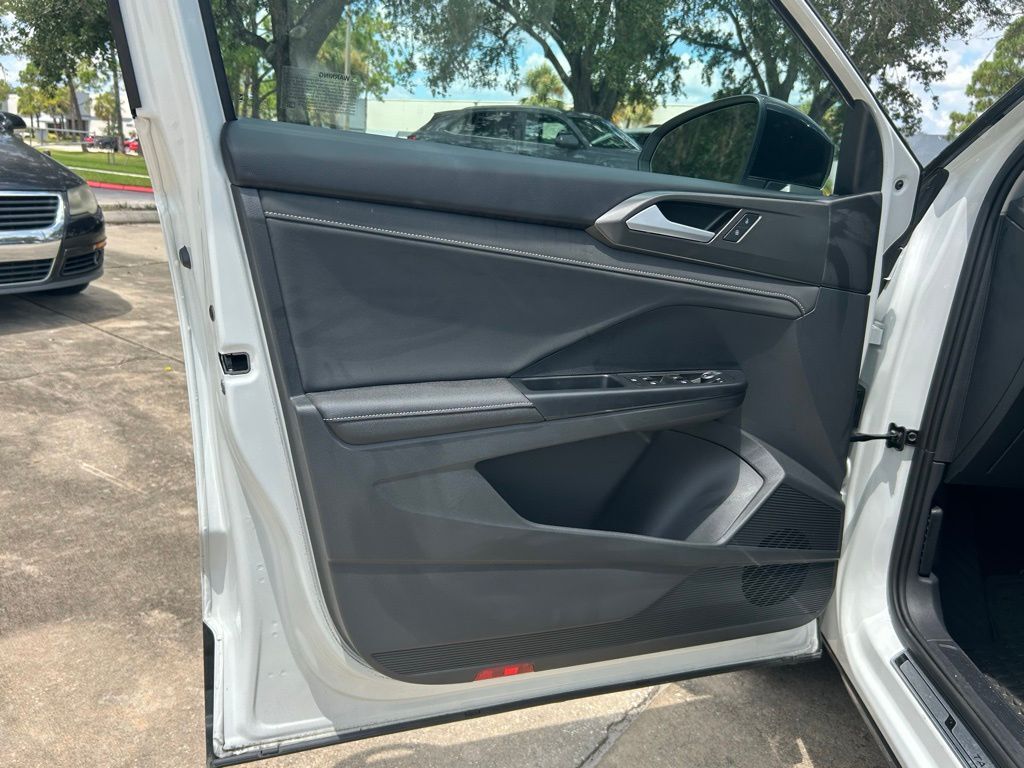 2025 Volkswagen Taos 1.5T SE Tampa FL