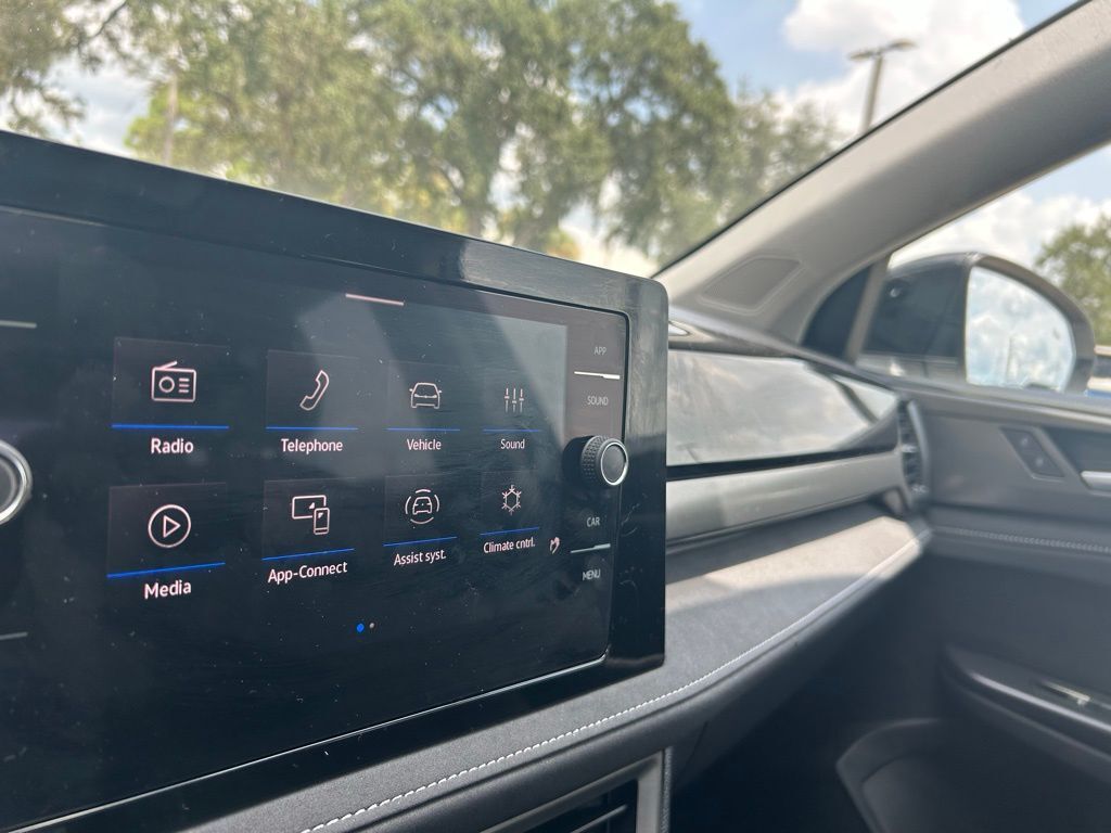 2025 Volkswagen Taos 1.5T SE Tampa FL