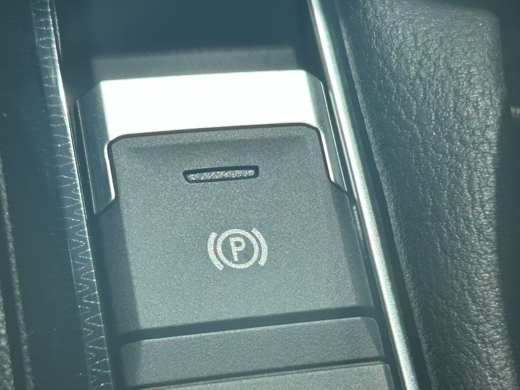 2025 Volkswagen Taos 1.5T SE Tampa FL