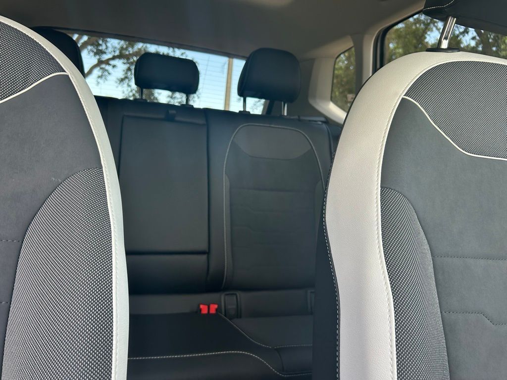 2025 Volkswagen Taos 1.5T SE Tampa FL