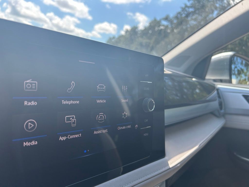 2025 Volkswagen Taos 1.5T SE Tampa FL