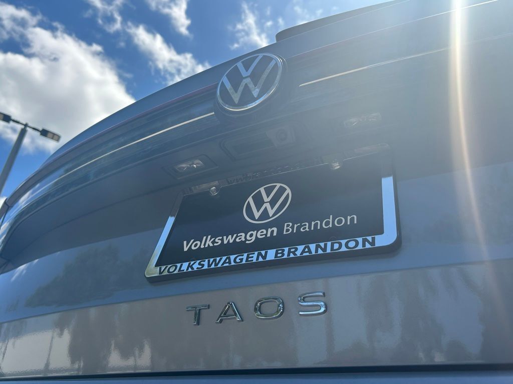2025 Volkswagen Taos 1.5T SE Tampa FL
