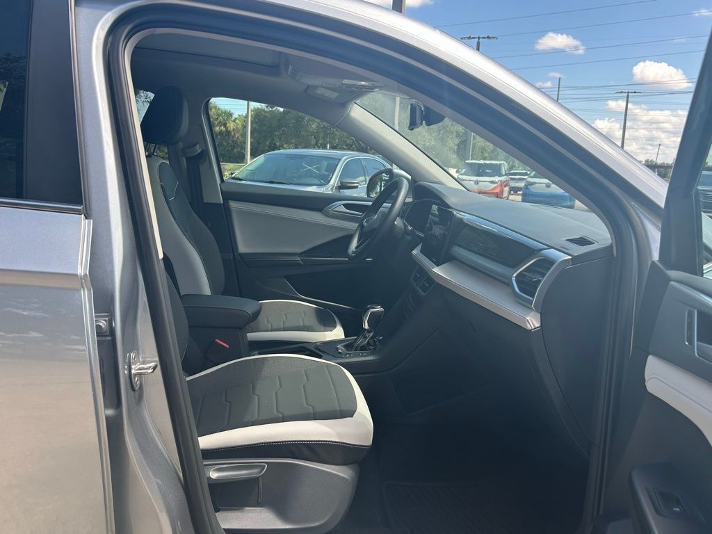 2025 Volkswagen Taos 1.5T SE Tampa FL