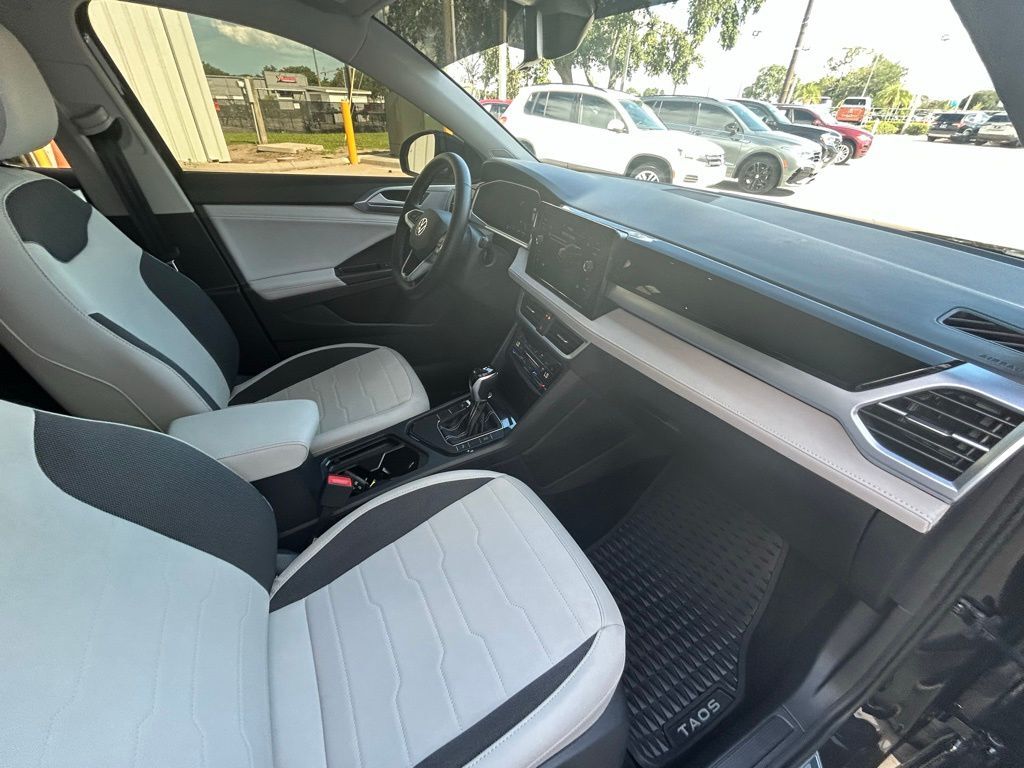2025 Volkswagen Taos 1.5T SE Tampa FL