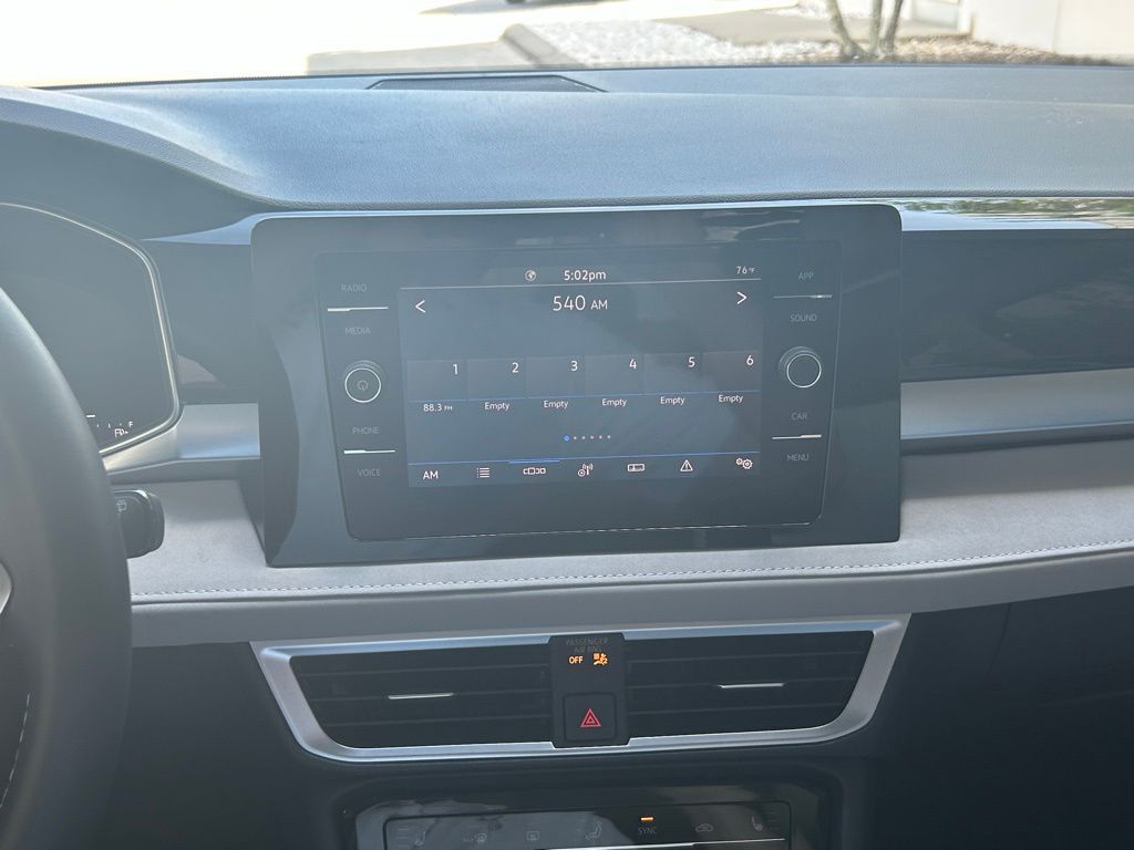 2025 Volkswagen Taos 1.5T SE Tampa FL