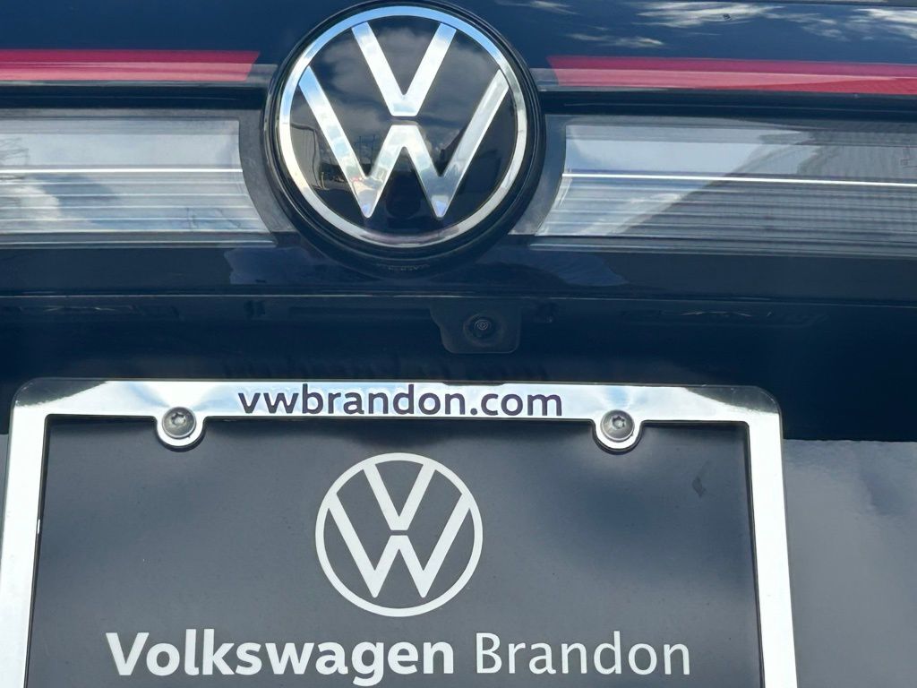 2025 Volkswagen Taos 1.5T SE Tampa FL