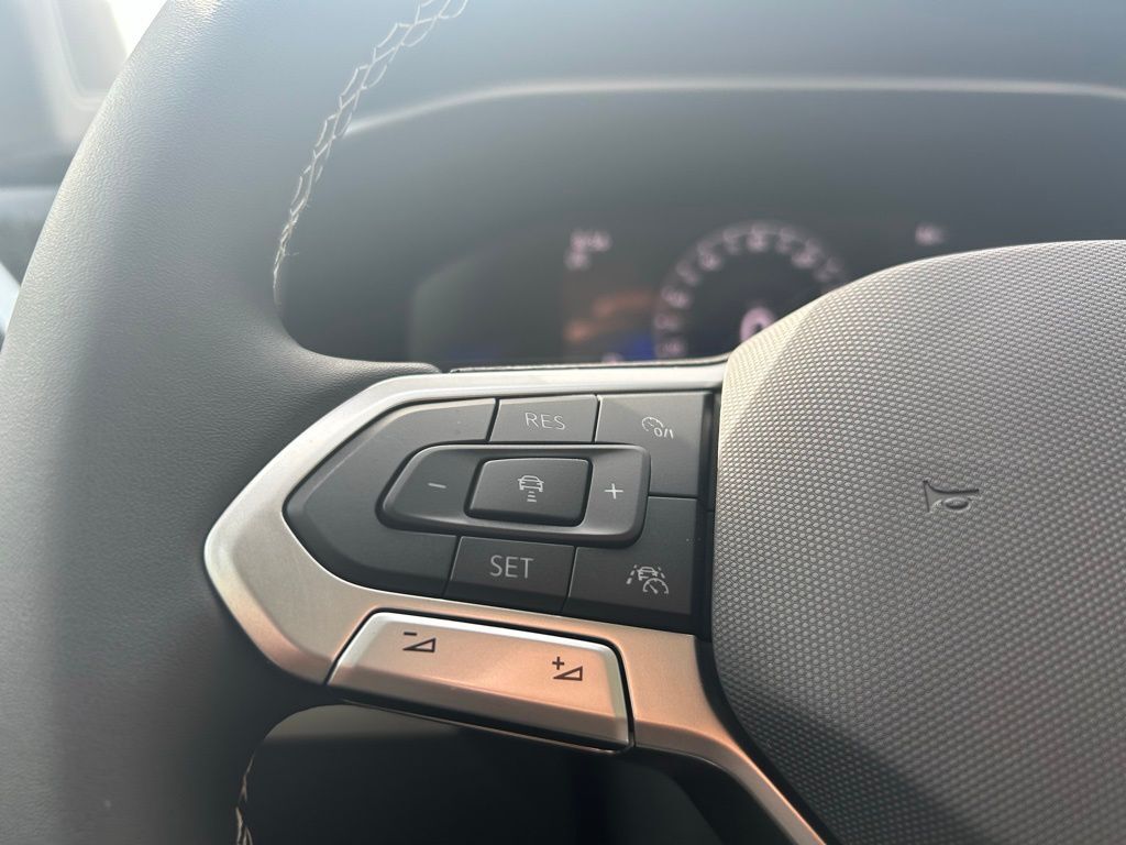 2025 Volkswagen Taos 1.5T SE Tampa FL