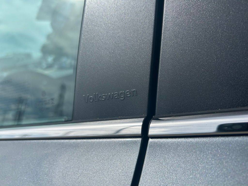 2025 Volkswagen Taos 1.5T SE Tampa FL