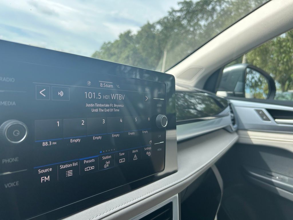 2025 Volkswagen Taos 1.5T SE Tampa FL