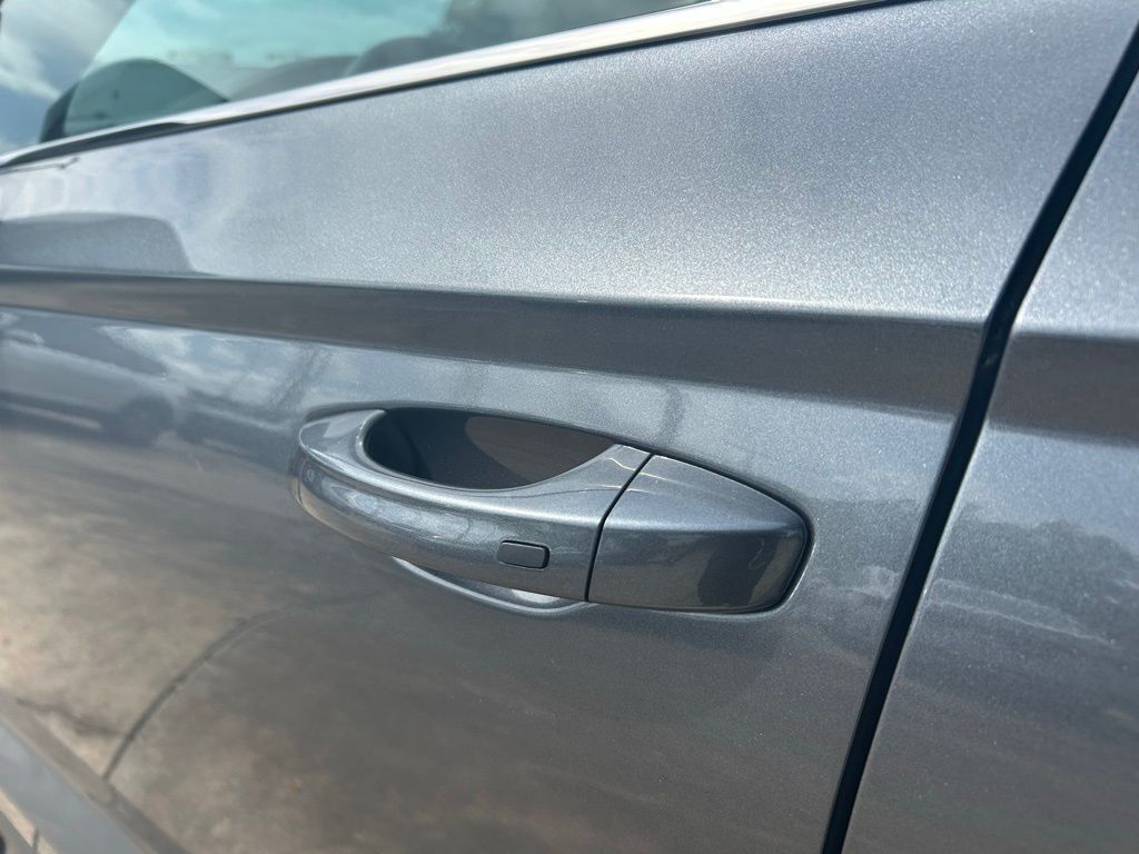 2025 Volkswagen Taos 1.5T SE Tampa FL