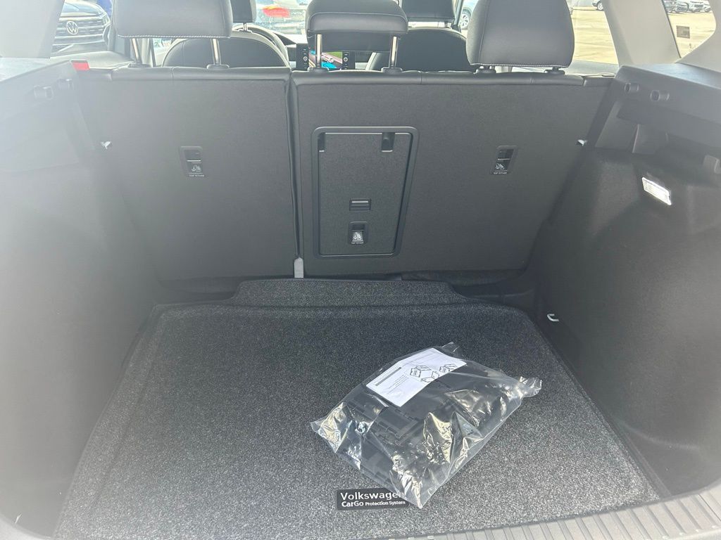 2025 Volkswagen Taos 1.5T SE Tampa FL