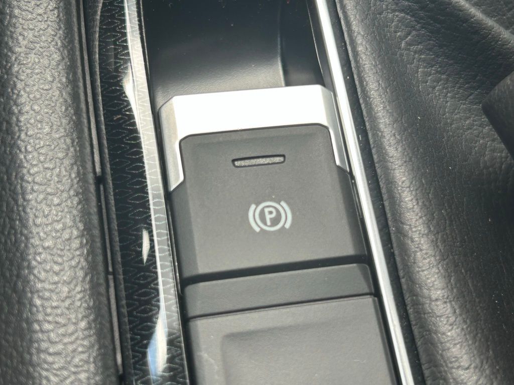 2025 Volkswagen Taos 1.5T SE Tampa FL