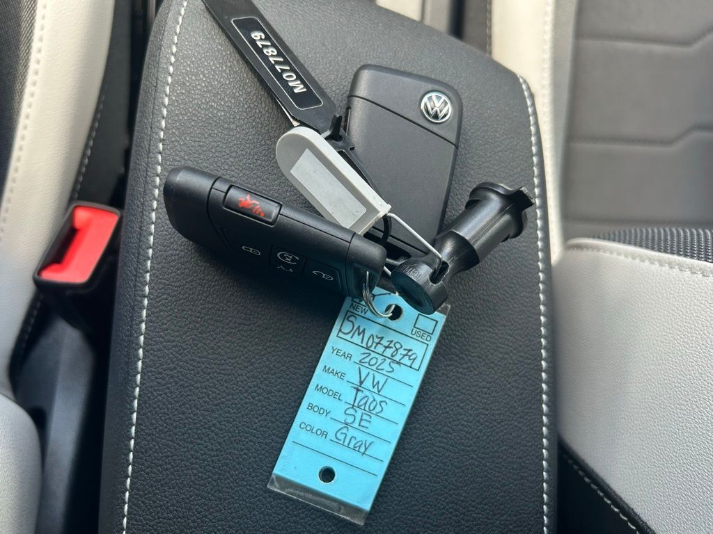 2025 Volkswagen Taos 1.5T SE Tampa FL