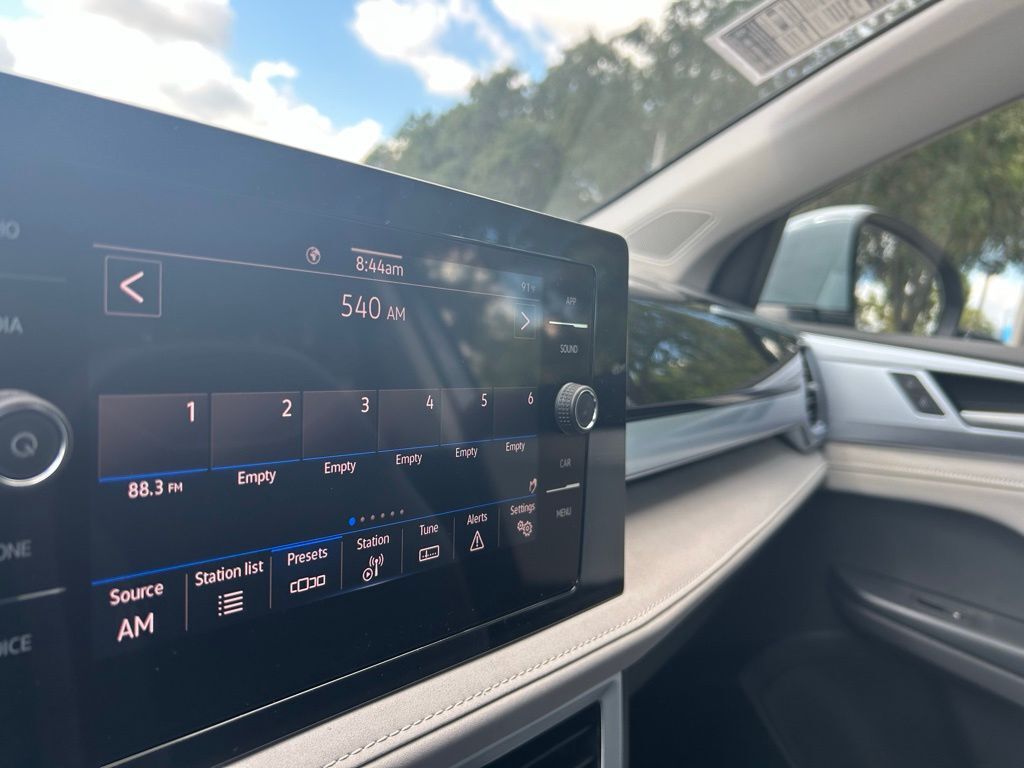 2025 Volkswagen Taos 1.5T SE Tampa FL