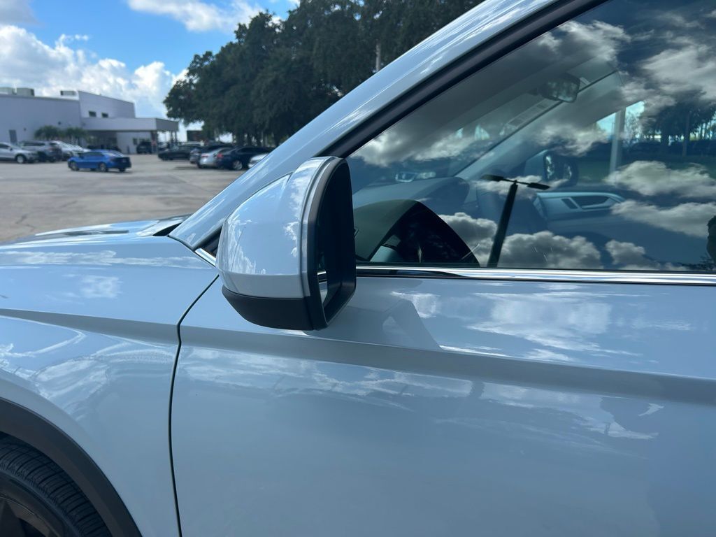 2025 Volkswagen Taos 1.5T SE Tampa FL
