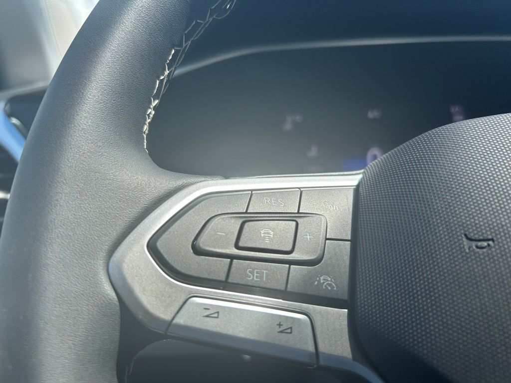 2025 Volkswagen Taos 1.5T SE Tampa FL
