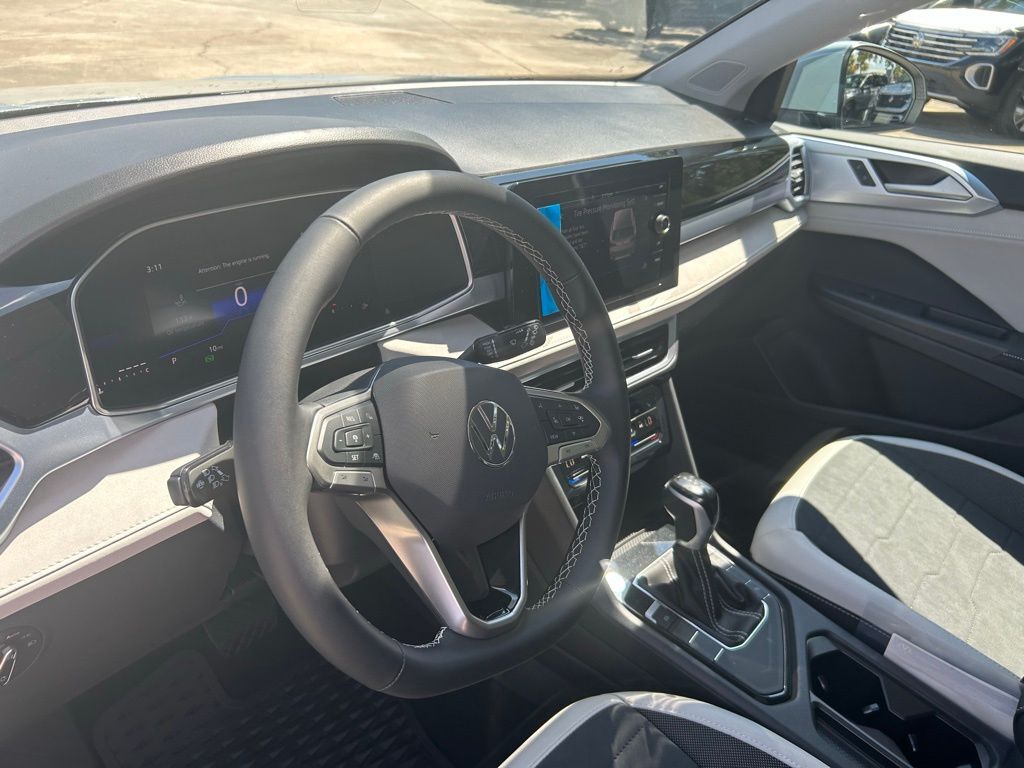 2025 Volkswagen Taos 1.5T SE Tampa FL