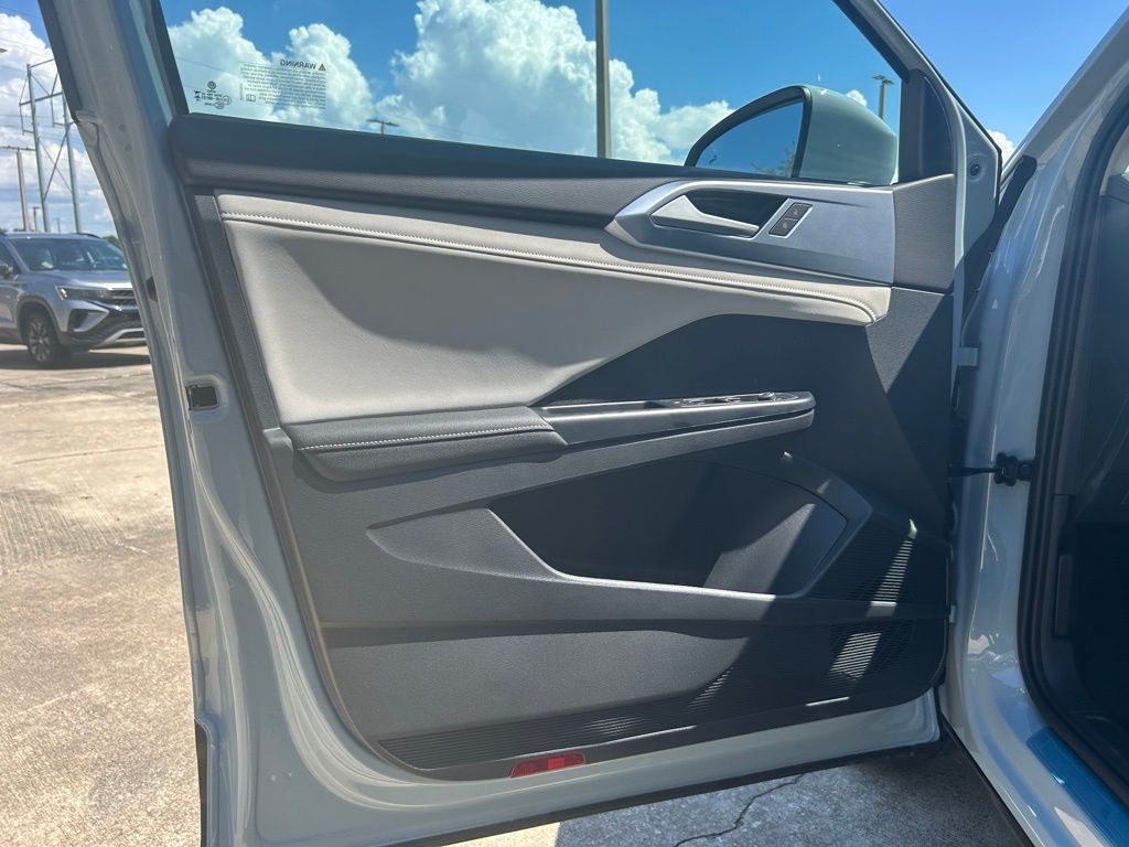 2025 Volkswagen Taos 1.5T SE Tampa FL