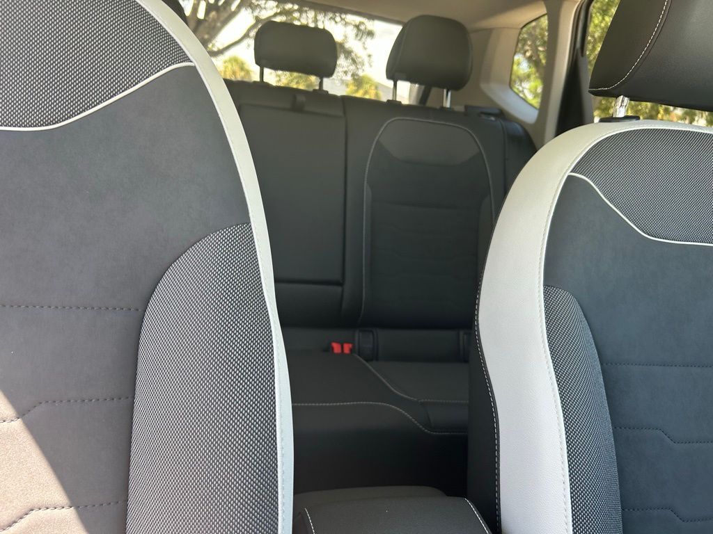 2025 Volkswagen Taos 1.5T SE Tampa FL