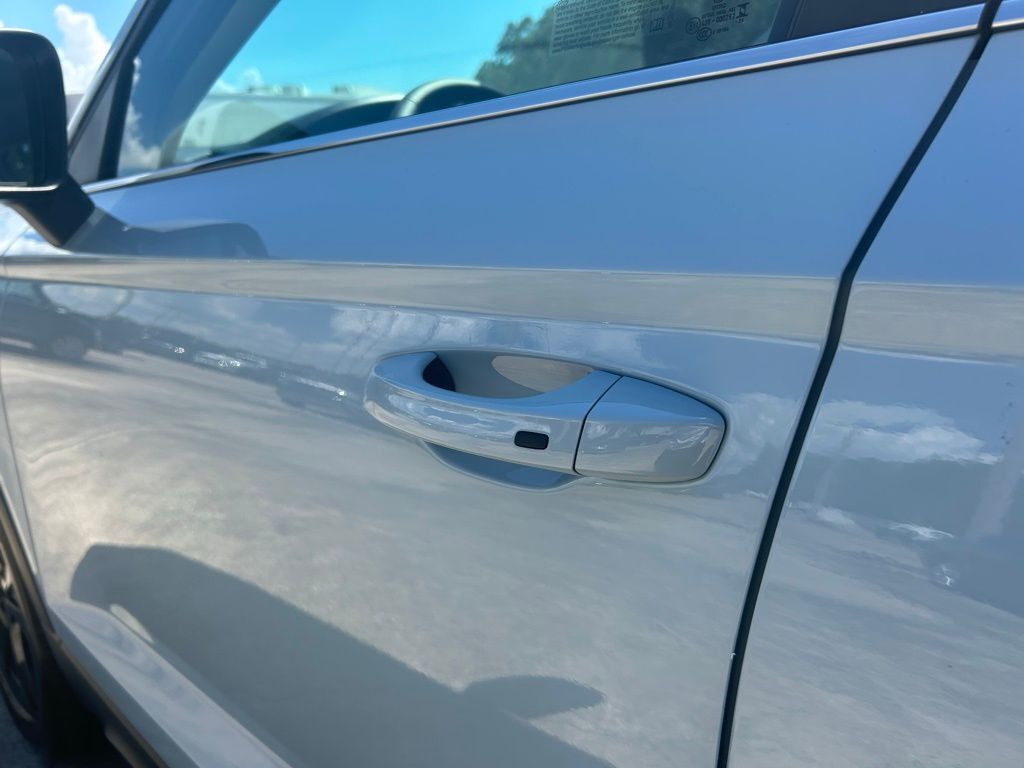 2025 Volkswagen Taos 1.5T SE Tampa FL