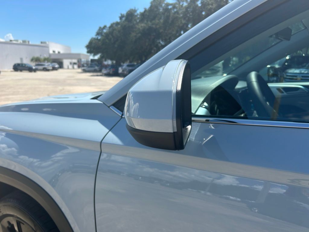 2025 Volkswagen Taos 1.5T SE Tampa FL