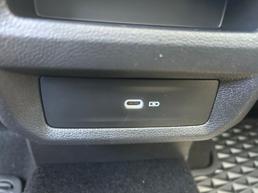 2025 Volkswagen Taos 1.5T SE Tampa FL