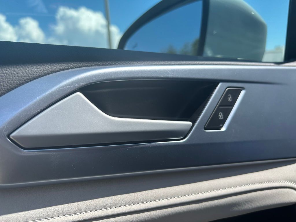 2025 Volkswagen Taos 1.5T SE Tampa FL