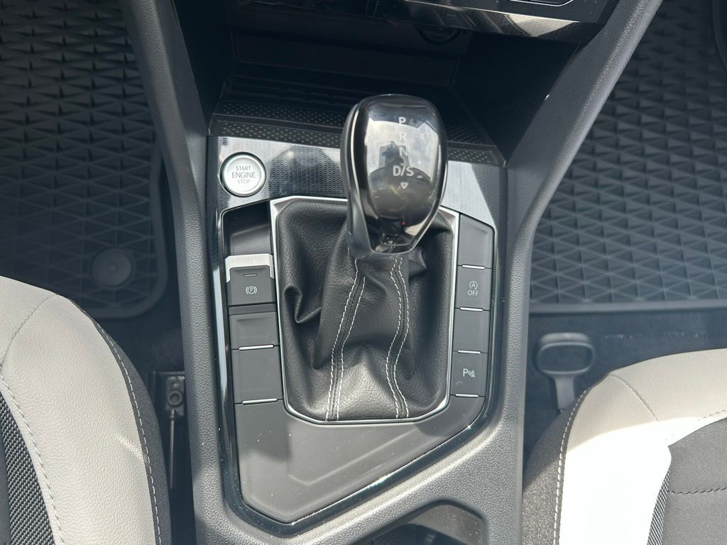 2025 Volkswagen Taos 1.5T SE Tampa FL