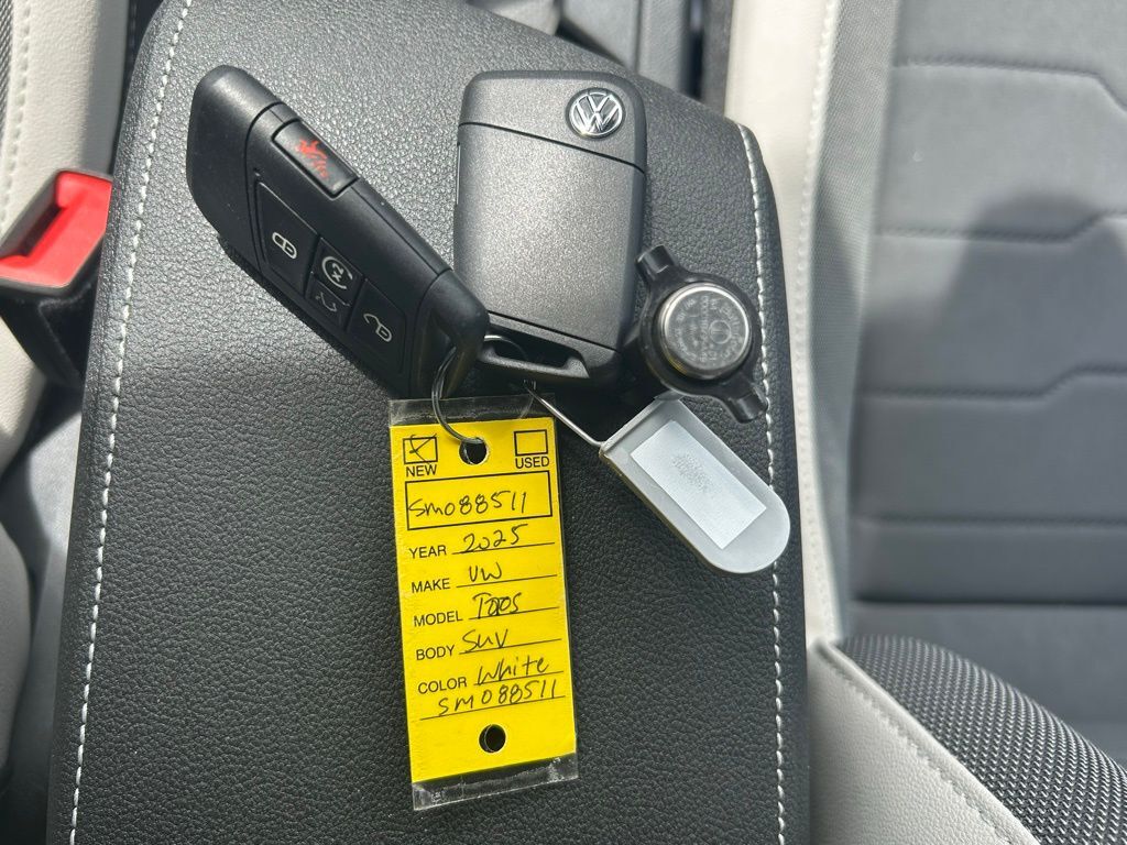 2025 Volkswagen Taos 1.5T SE Tampa FL