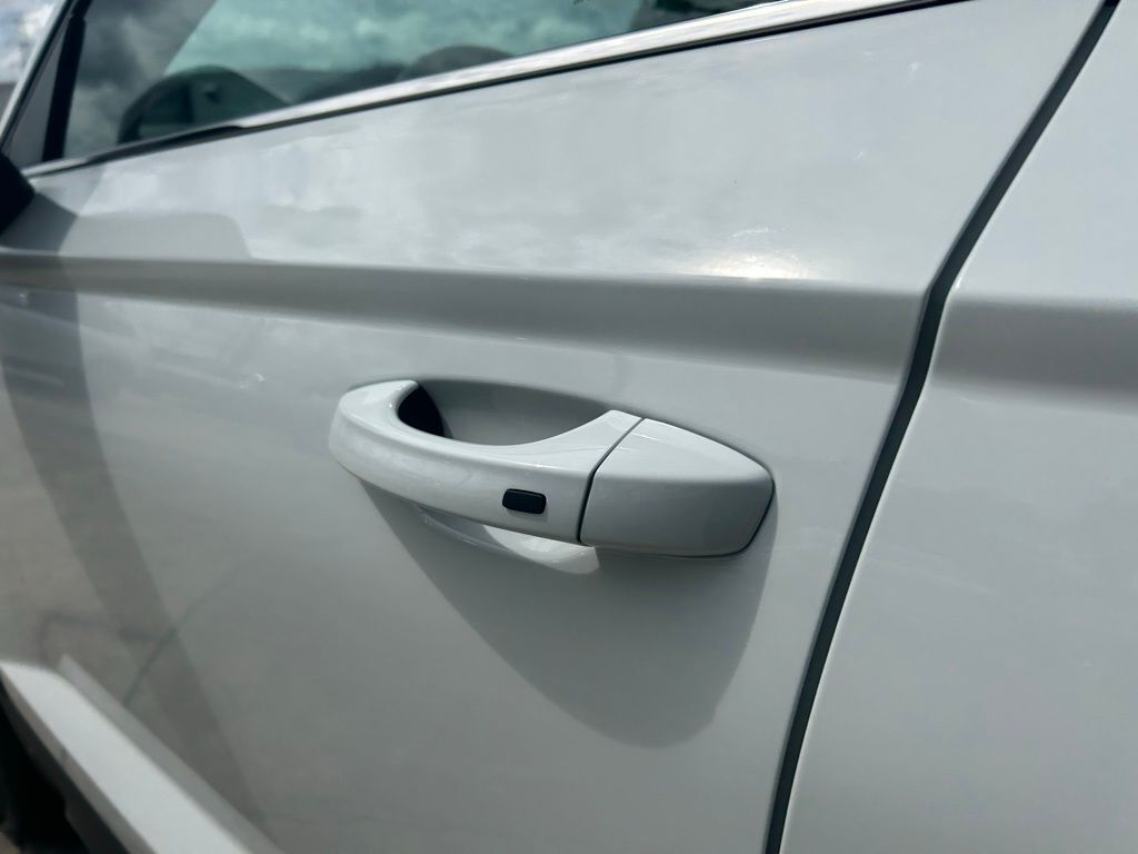 2025 Volkswagen Taos 1.5T SE Tampa FL