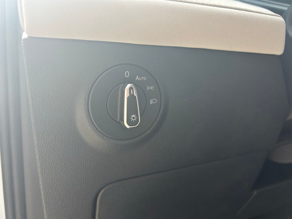 2025 Volkswagen Taos 1.5T SE Tampa FL