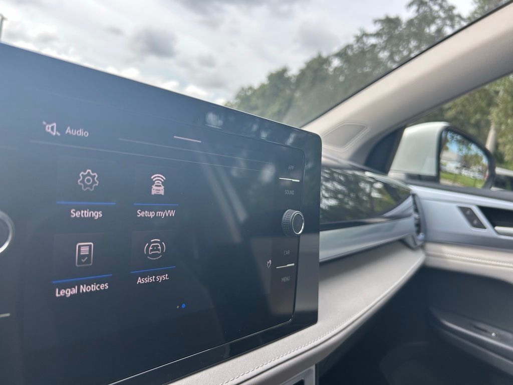 2025 Volkswagen Taos 1.5T SE Tampa FL