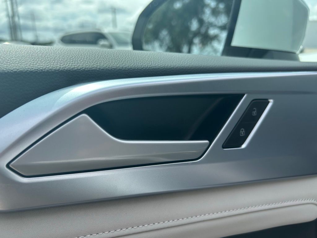 2025 Volkswagen Taos 1.5T SE Tampa FL