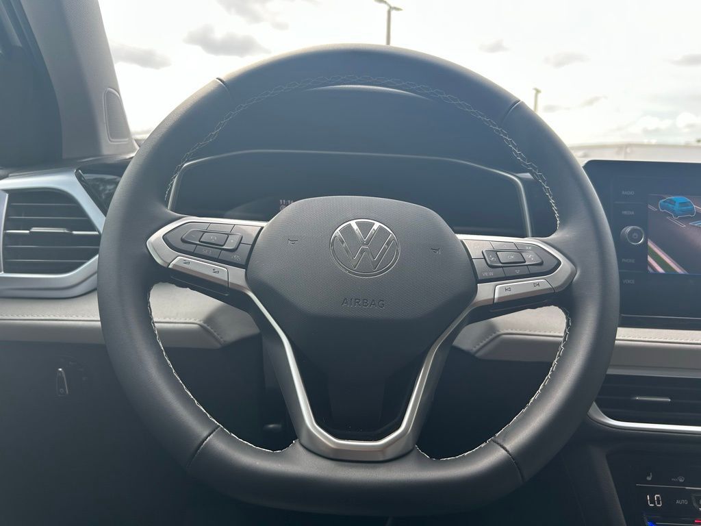 2025 Volkswagen Taos 1.5T SE Tampa FL