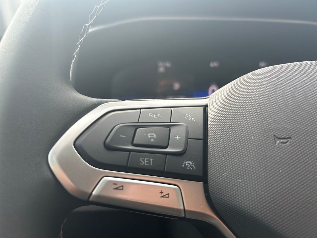 2025 Volkswagen Taos 1.5T SE Tampa FL