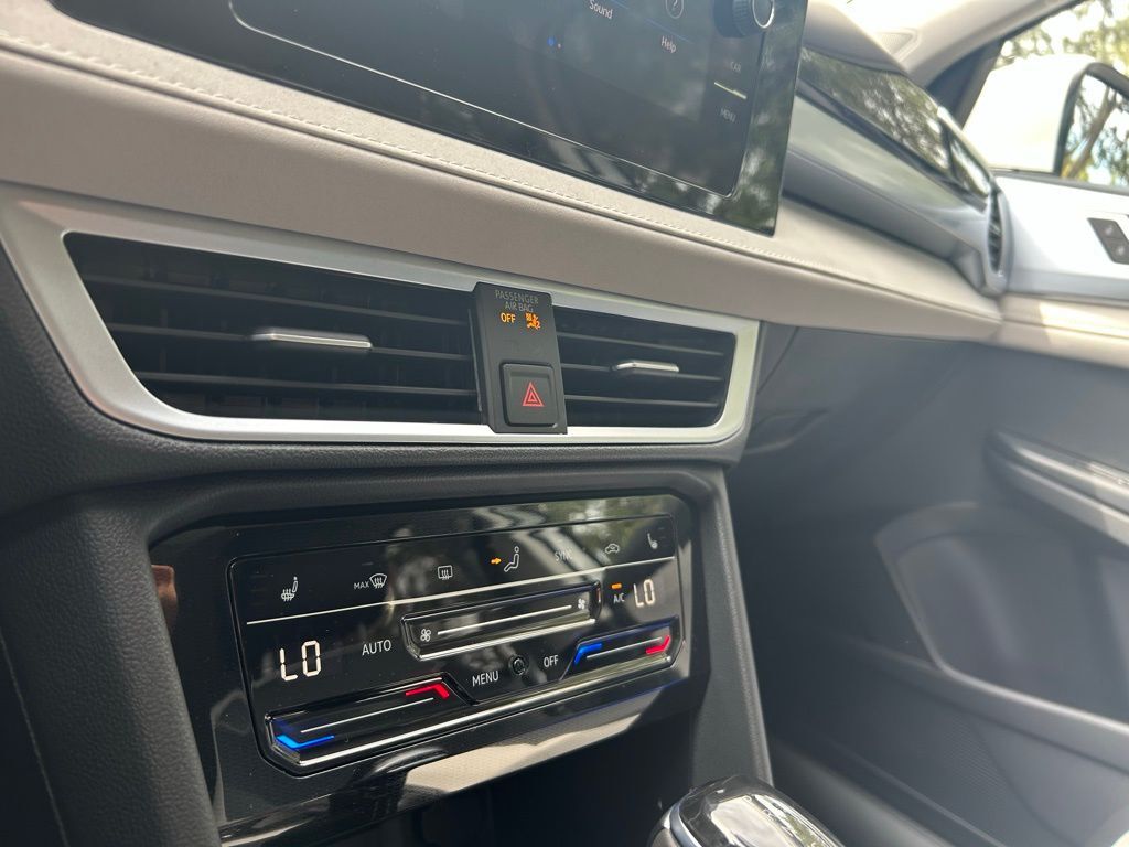 2025 Volkswagen Taos 1.5T SE Tampa FL