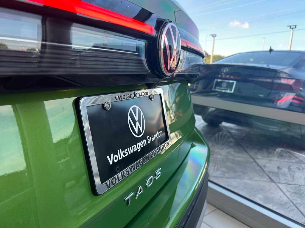 2025 Volkswagen Taos 1.5T SE Tampa FL