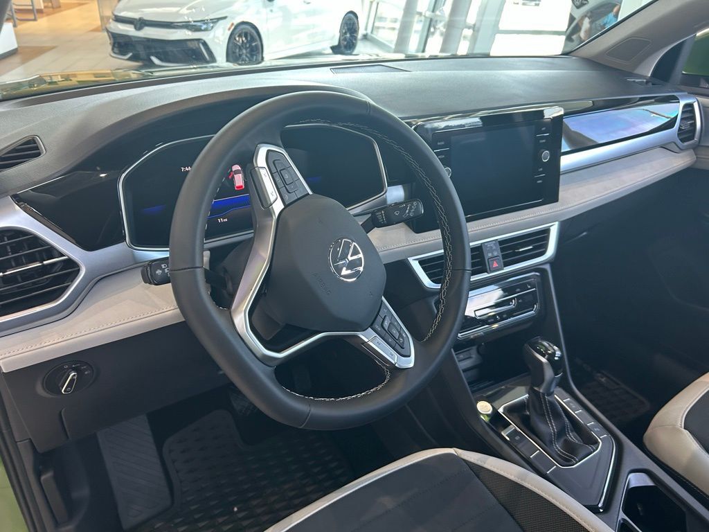 2025 Volkswagen Taos 1.5T SE Tampa FL