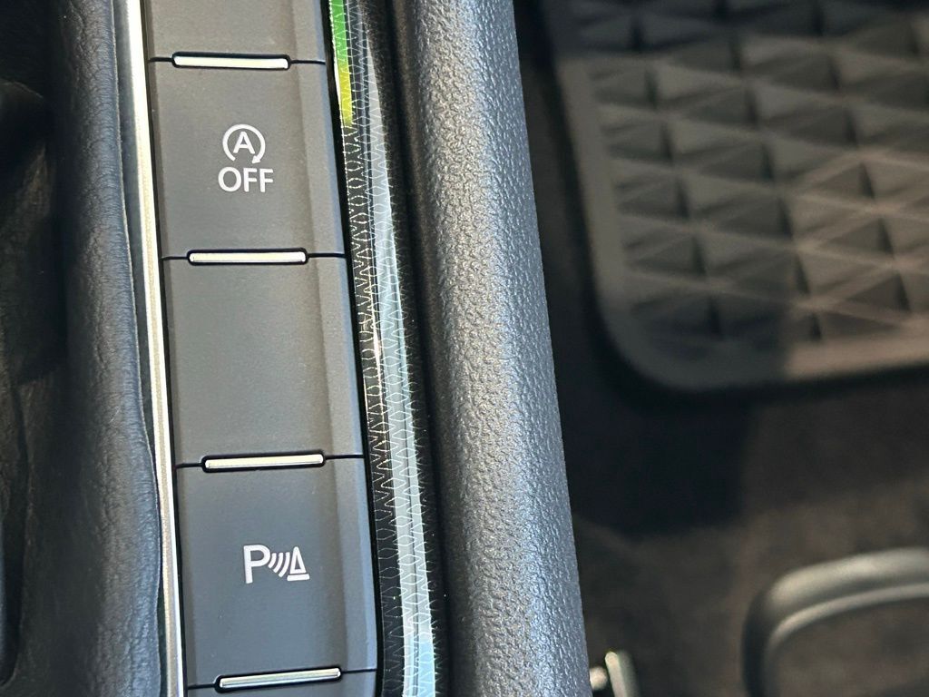 2025 Volkswagen Taos 1.5T SE Tampa FL