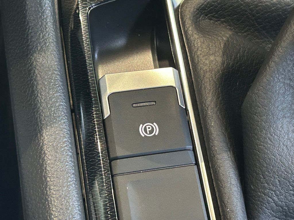 2025 Volkswagen Taos 1.5T SE Tampa FL